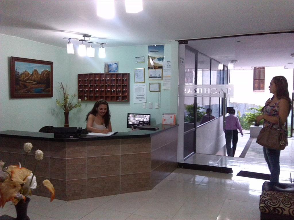 Tachiras Hotel 2*