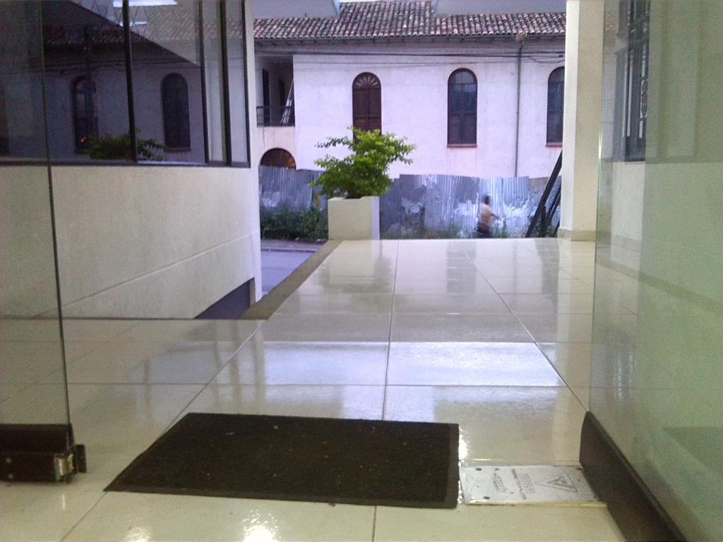 Tachiras Hotel